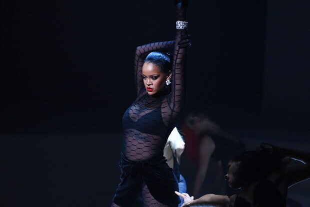 Rihannanın geyim brendi "Emmy" mükafatına namizəd olub - FOTO