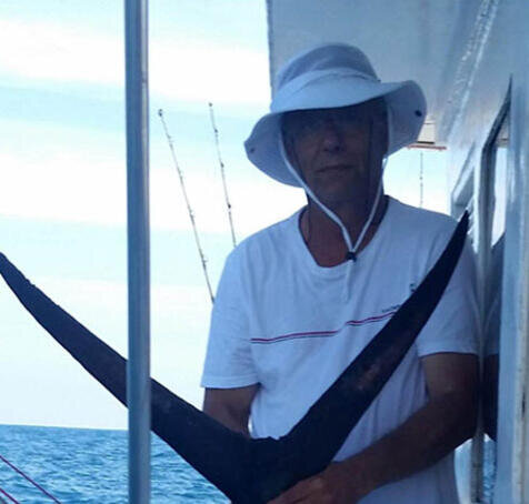 İş adamı əvvəl həyat yoldaşını, sonra özünü öldürdü - Lüks villada DƏHŞƏT