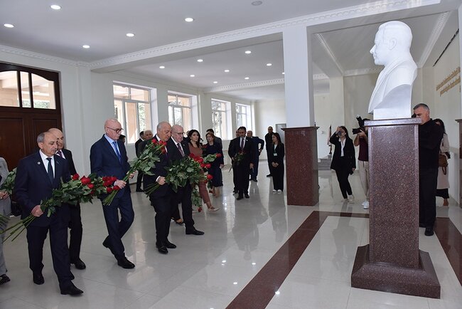 Sumqayıt Dövlət Universitetində "Sumqayıtlı gənc elçilər: Qərbi Azərbaycana qayıdış"mövzusunda konfrans keçirilib