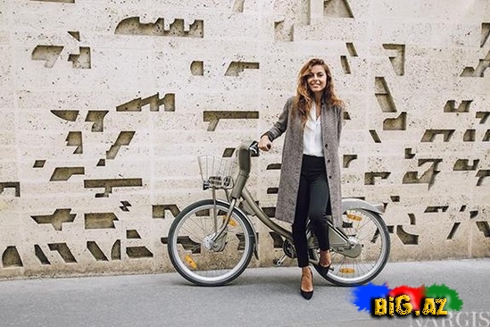 Aida Mahmudova və qızı Parisdən - FOTO