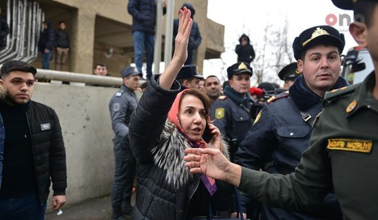 Bakıda yanan binadan - Son Görüntülər - VİDEO - FOTOLAR