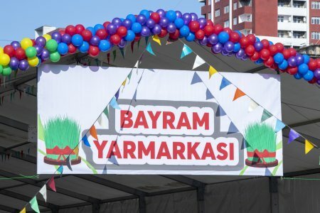 Bakıda Novruz yarmarkaları davam edir