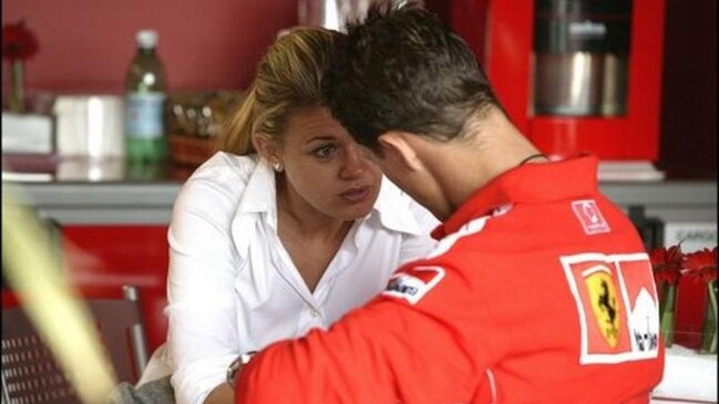 Ərinin müalicəsi üçün hər ay yüz min xərcləyən FƏDAKAR qadın