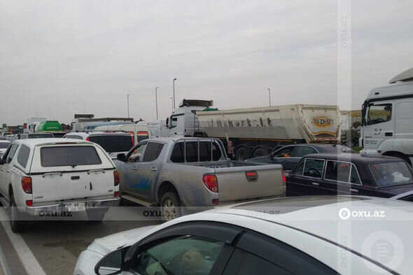 Azərbaycanda su basan magistral yolda nəqliyyatın hərəkəti tam bərpa olundu - YENİLƏNİB + FOTO/VİDEO