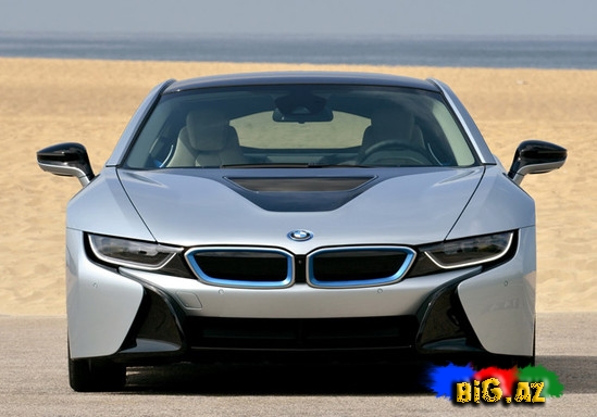 BMW i8 yüklənmiş versiya əldə edəcək - FOTO
