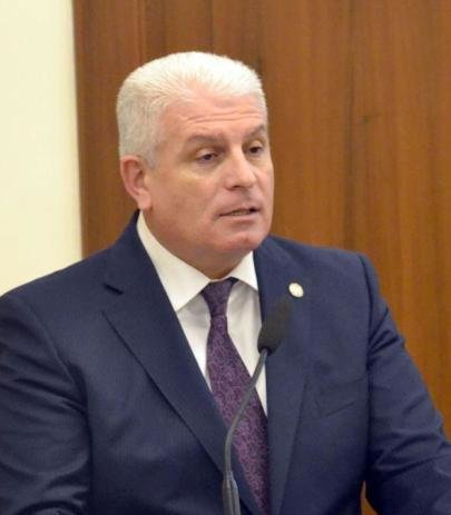 Prezidentin işdən çıxardığı icra başçısı Razim Məmmədov kimdir? - FOTO