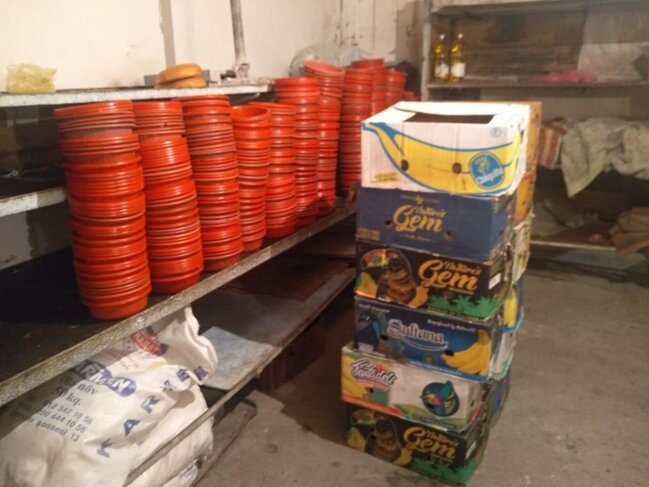 Mingəçevirdə bu şəraitdə çörək bişirib satıblar - FOTOLAR