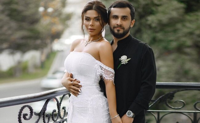 "Aysunun evliliyi oyun idi"<span class="qirmizi"></span>