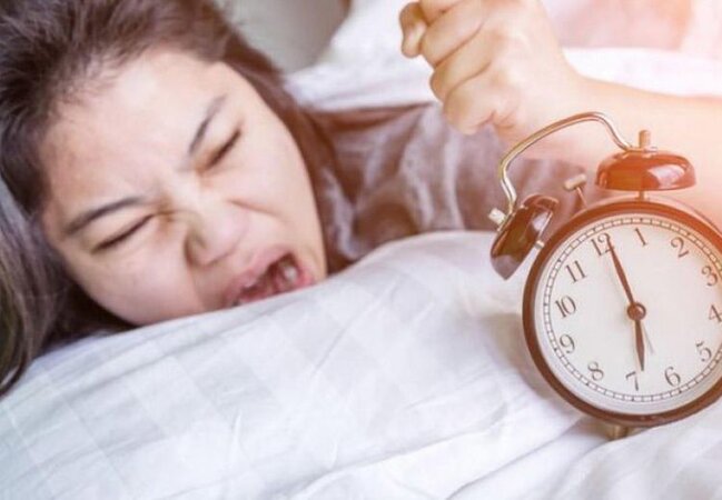 Sosial şəbəkələrin yaratdığı yuxusuzluq sindromu - PSİXOLOQDAN XƏBƏRDARLIQ