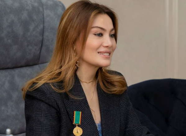 Ruhi Əliyeva "Vətənpərvərlik işində xidmətlərinə görə" medalı ilə təltif olundu - FOTO-VİDEO
