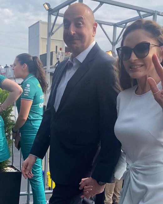 Nigar Prezident və ailəsi ilə bir arada