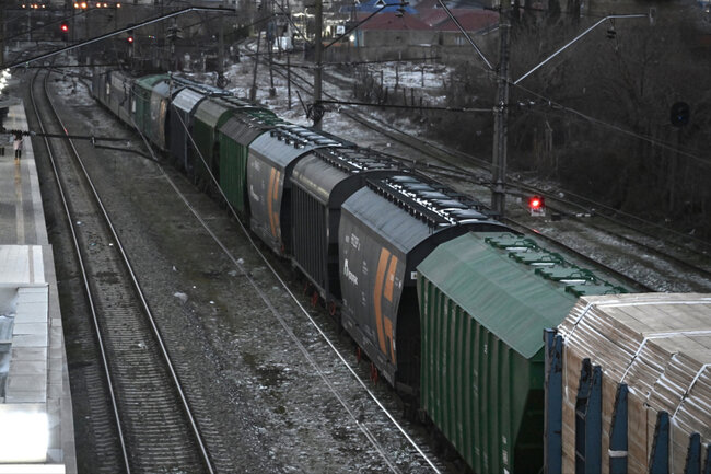 Taxıl yüklü 8 vaqon Ermənistana gedir - Fotolar