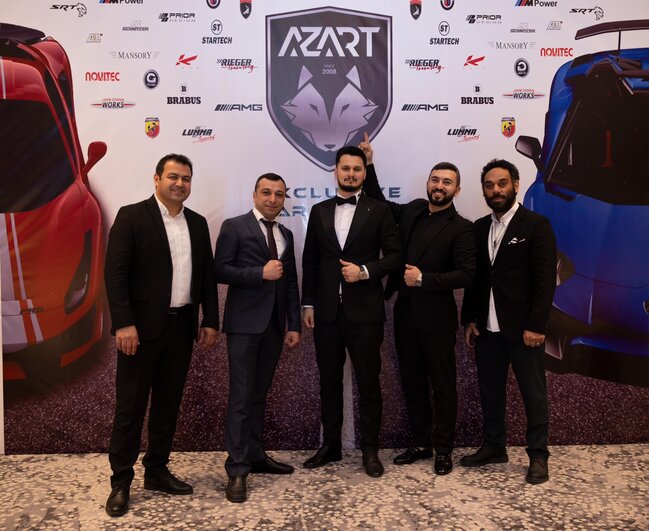 Məşhurların iştirakı ilə ilin ilk "Azerbaijan Best Awards" mükafatlandırma layihəsi baş tutdu - FOTO