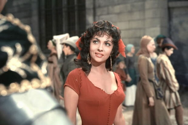 Məşhur aktrisa vəfat etdi - FOTO