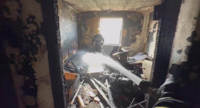 Lökbatanda yaşayış binasında partlayış olub (FOTO)