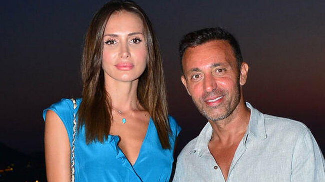 Mustafa Sandalın eks həyat yoldaşı Ümrə ziyarətində - FOTO