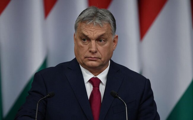 Orban Avropa Komissiyasını Macarıstan hökumətini devirmək istəməkdə ittiham edib