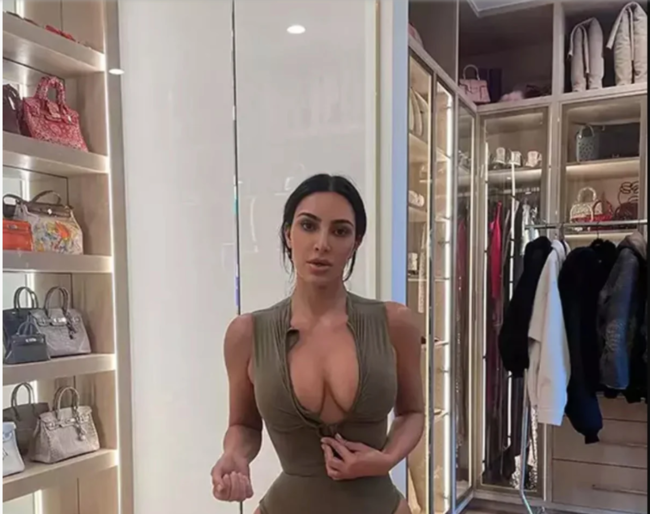 Kim Kardaşyanın "geyim muzeyi" — 60 milyonluq malikanəsini nümayiş etdirdi
