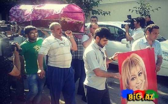 2014-cü ildə hansı məşhur simaları itirdik?