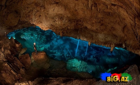 Sehrli sualtı mağaralar - FOTO