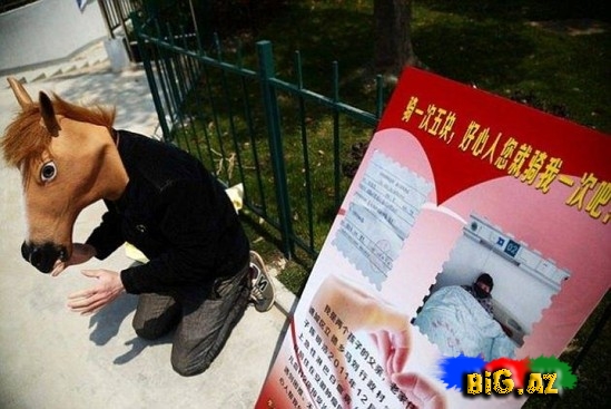 Çarəsiz ata - FOTO