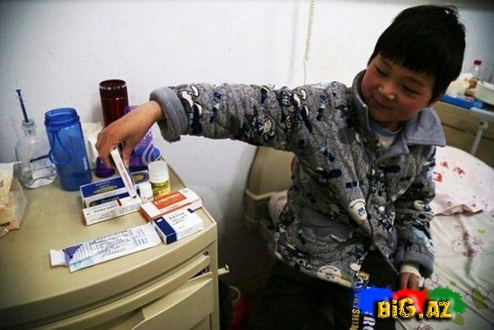 Çarəsiz ata - FOTO