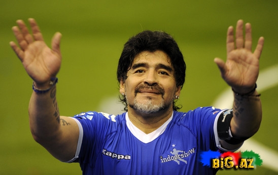 Maradona FİFA prezidentliyinə namizəd oldu