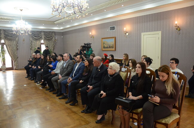 Tbilisidə Azərbaycan-Gürcüstan Gənclərinin I Qarabağ Forumu keçirilir - FOTOLAR