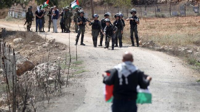 İsrail qüvvələri daha 20 fələstinlini əsir götürüb