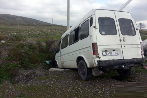 Göyçayda avtobus aşdı: 6 yaralı