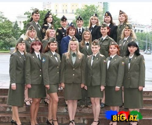 Gözəl rus qızları əsgər formasında - FOTO