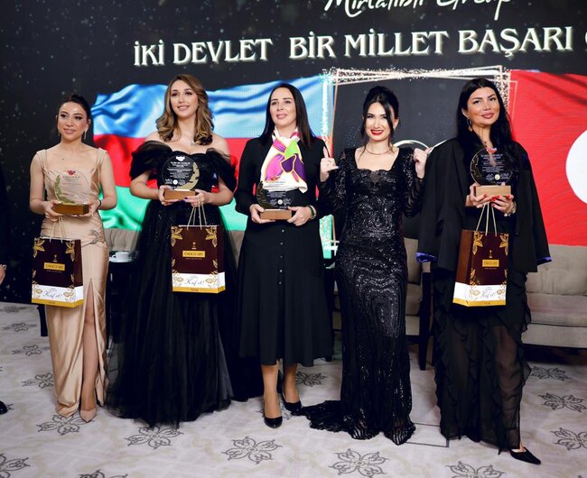 Four Seasons Baku da "Başarı Ödülü" gecəsi təşkil olundu