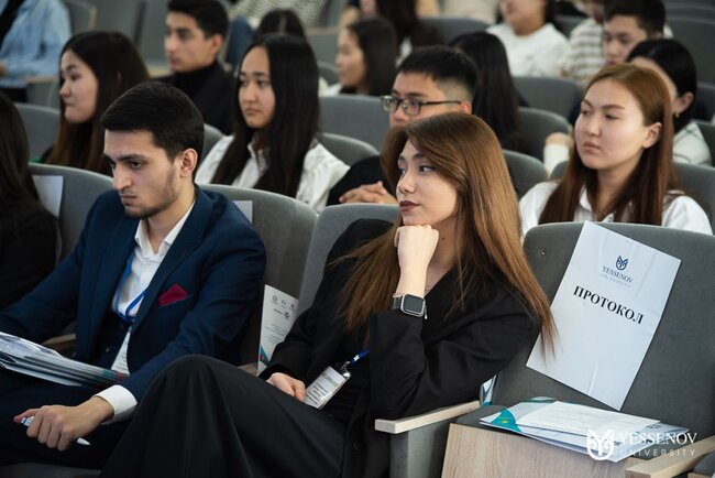 Aktau şəhərində Azərbaycan - Qazaxıstan gənclərinin həmrəylik forumu keçirilib - FOTOLAR