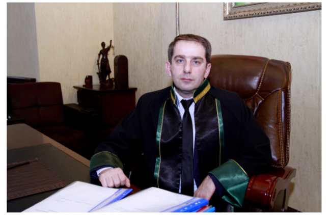 Boşanma zamanı cehiz və qızıl-zinət əşyaları necə bölünür? – Vəkildən izah