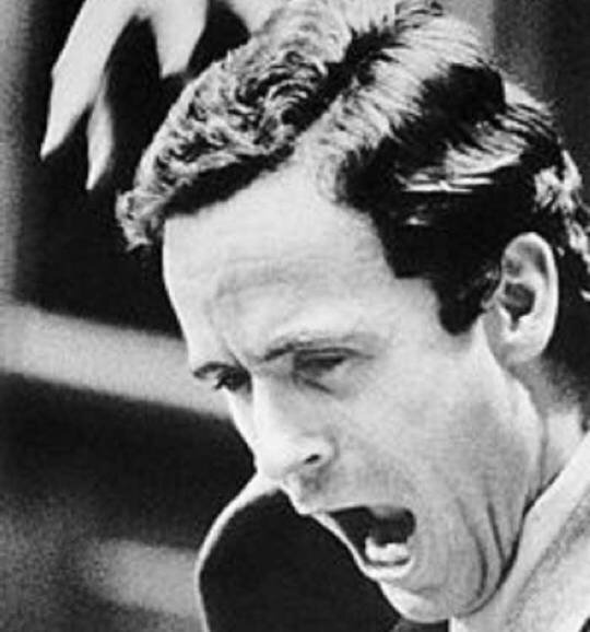 Amansız cinayətlər, dəhşətli edam: Məşhur qatilin qandonduran hekayəsi – FOTOLAR