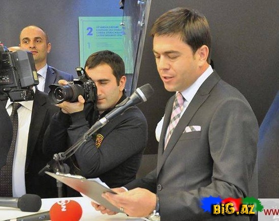 Aparıcı Anar Nəcəfli: "Həyat yoldaşım bunu həmişə mənə irad tutur" - FOTO