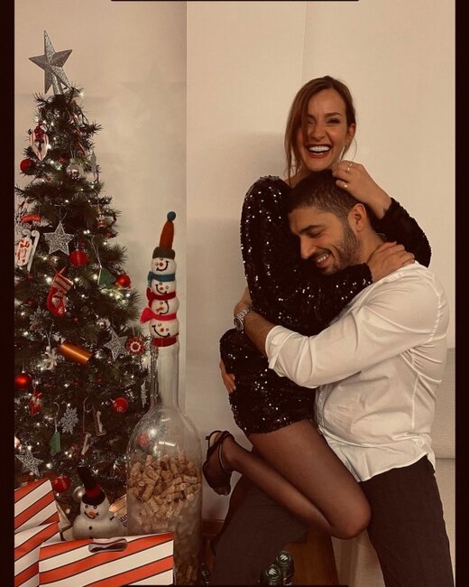 Yeni il gecəsi kiminlə sevgili olduğunu etiraf erdi - Foto