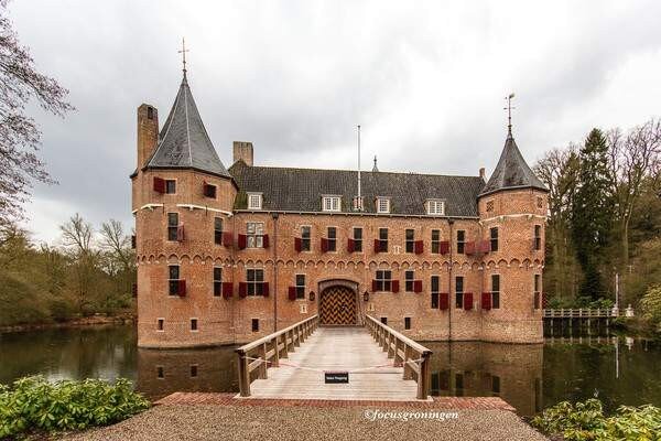 Niderland kralı bu qəsri ukraynalılara verəcək - FOTO