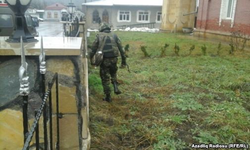 Cümə məscidində BOMBA HƏYƏCANI