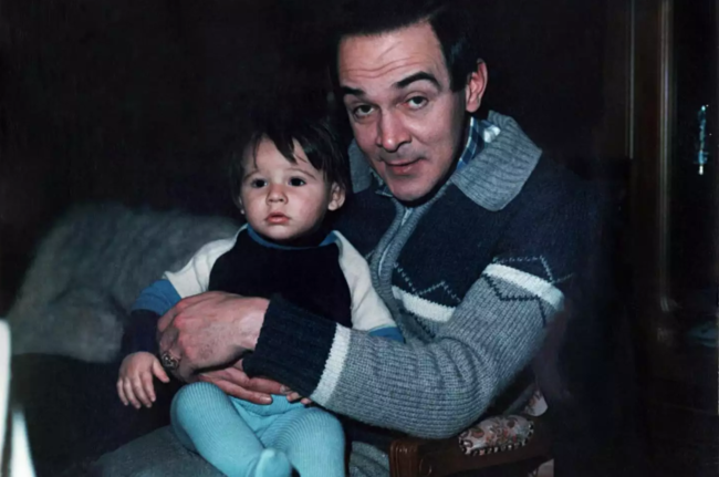 Emin Müslüm Maqomayevlə olan fotolarını paylaşdı