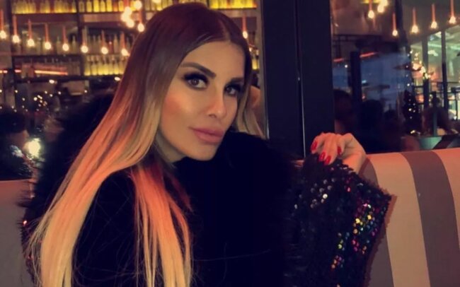 Məşhur aktrisa TANINMAZ HALDA - FOTOLAR