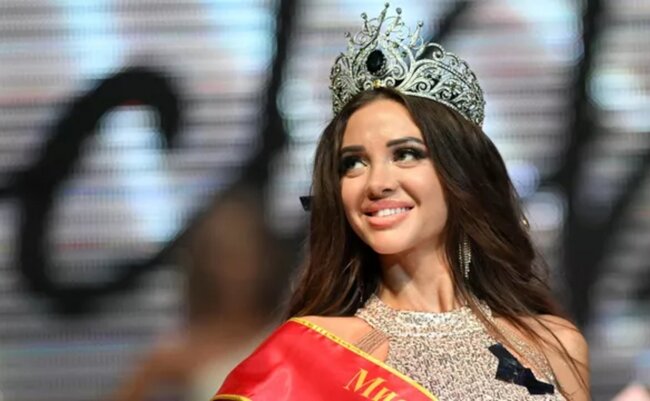 Moskva gözəlinin tacını Hüseyn taxdı - Video+Foto