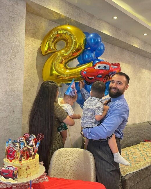 Bu da müğənni Azad Şabanovun HƏYAT YOLDAŞI - FOTOLAR