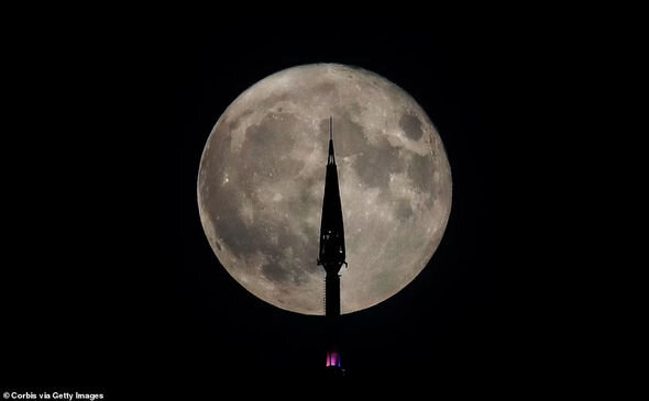 İlin sonuncu Super Ayından möhtəşəm görüntülər – FOTO/VİDEO