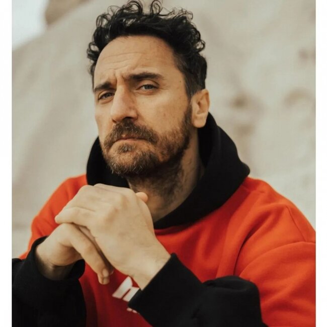 "Yalı çapkını"nda daha bir məşhur sima - Foto