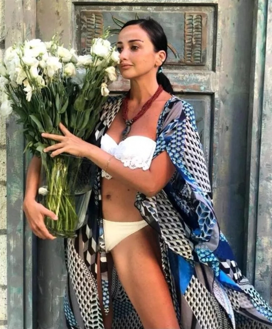 Çağatay Ulusoy onunla eşq yaşayır? - Foto