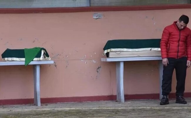 İki övladını itirən atanın bu fotosu GÜNDƏM OLDU