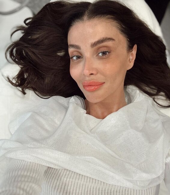 Özgə Ulusoy TANINMAZ HALDA - FOTO