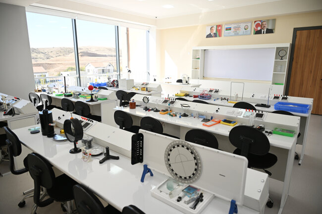 Prezident Cəbrayıldadır - Fotolar