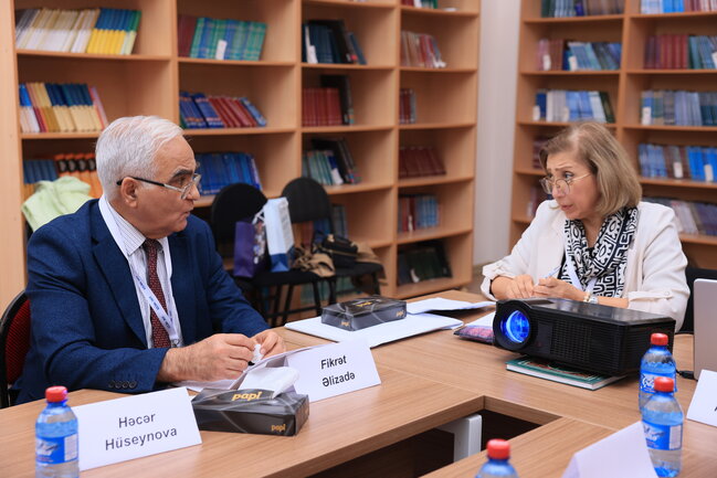 Neftçalada "AZLİNG2025 - Azərbaycan dili və müasir dilçilik: problemlər, perspektivlər və çağırışlar" beynəlxalq elmi konfransı keçirilib